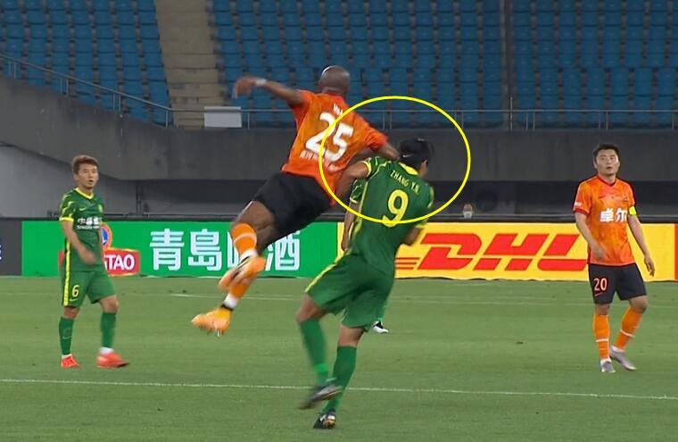  霍芬海姆边路快马突袭，速度制胜上演长途奔袭