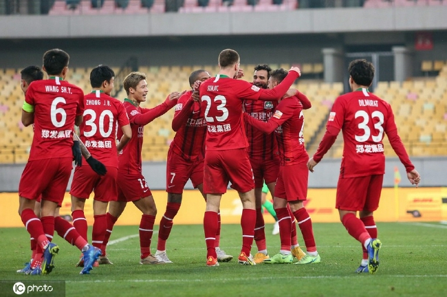  奥格斯堡后防失误连连遭莱比锡疯狂碾压