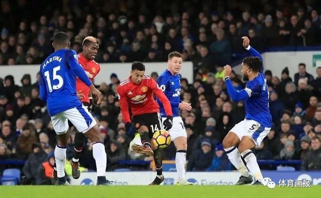  欧塞尔老骥伏枥，队长头槌破门率队突围